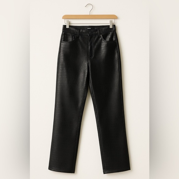 Express Straight Leg Super High Rise Faux Leather Pants Snake Size 8 - Picture 1 of 6